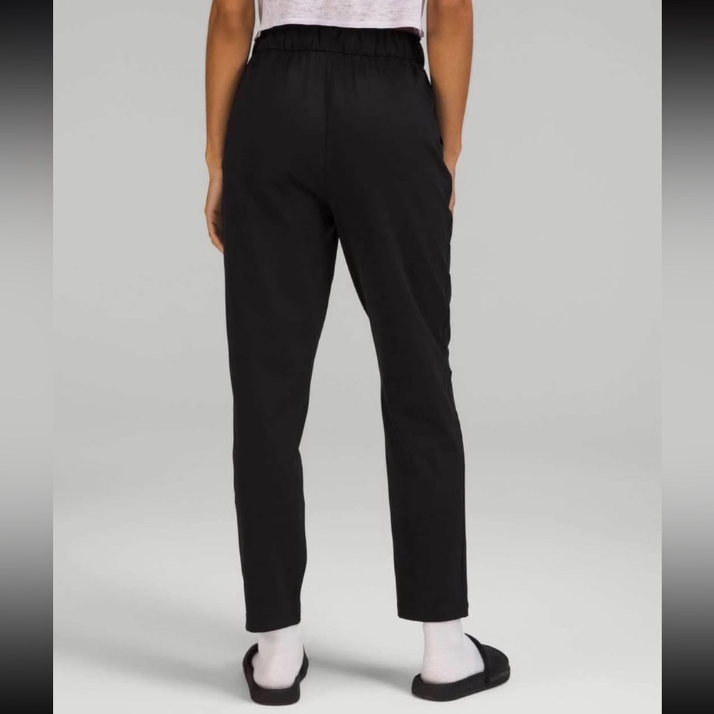 Lululemon Stretch High-Rise Full Length Black Women’s Pants, Size 0